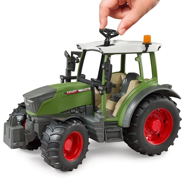 Bruder 2180 Tractor Sawah Fendt Vario 211 - Mainan Miniatur Traktor Sawah