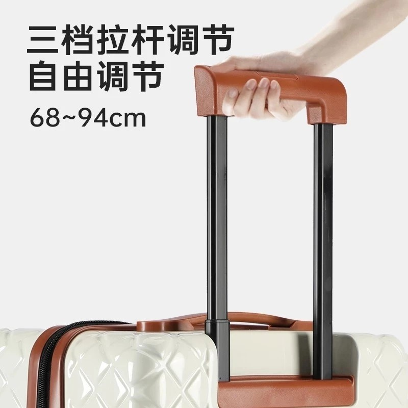 Mesuca Mickey Quilted Suitcase 20"
