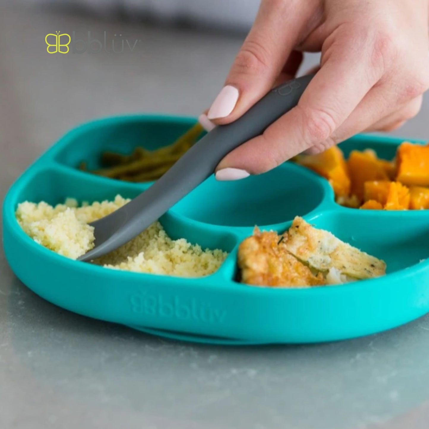 Bbluv Yumi Silicone Plate & Spoon Set - Perlengkapan Makan Anak Praktis dan Anti Tumpah
